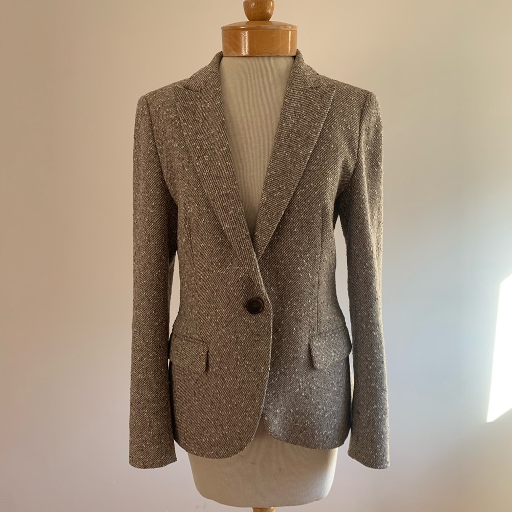 The best 4 season blazer by Escada. Goes with everything and feels amazing